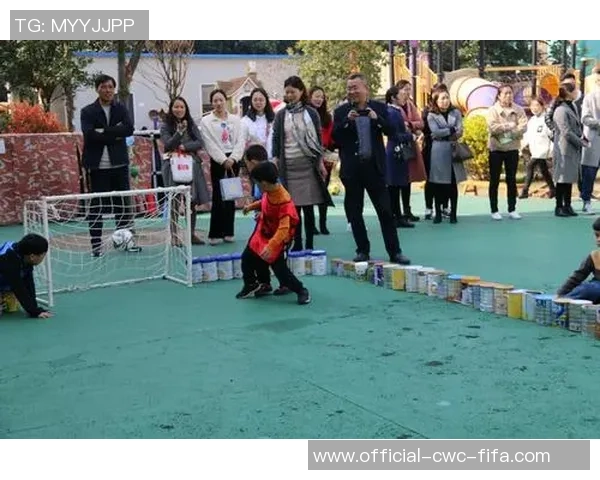 足球大师官网限时打折活动来袭快来抢购你的足球装备吧